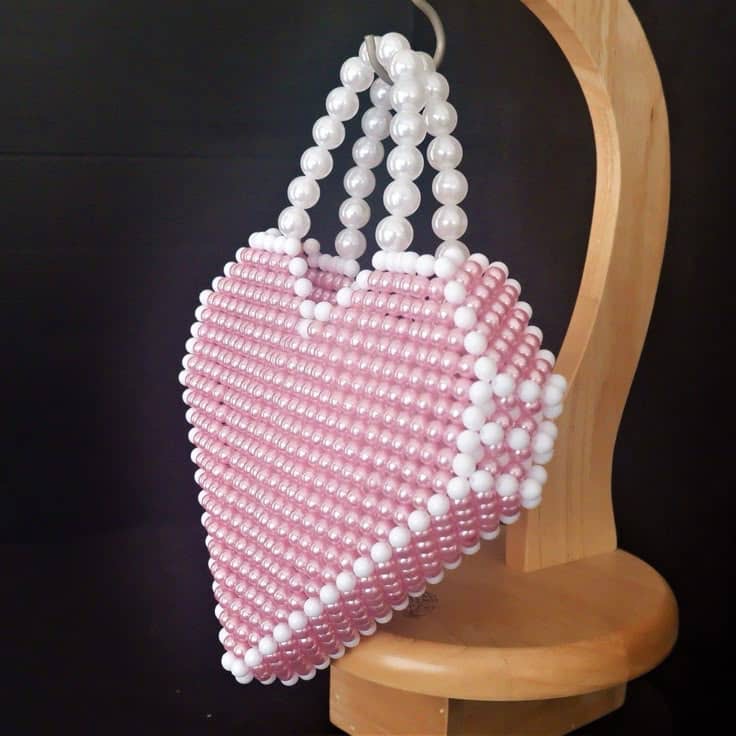 Sac à Main Perles Rose et Blanc Forme Cœur - Design Romantique Artisanal